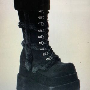 demonia bear 202 boots WILLING TO NEGOTIATE